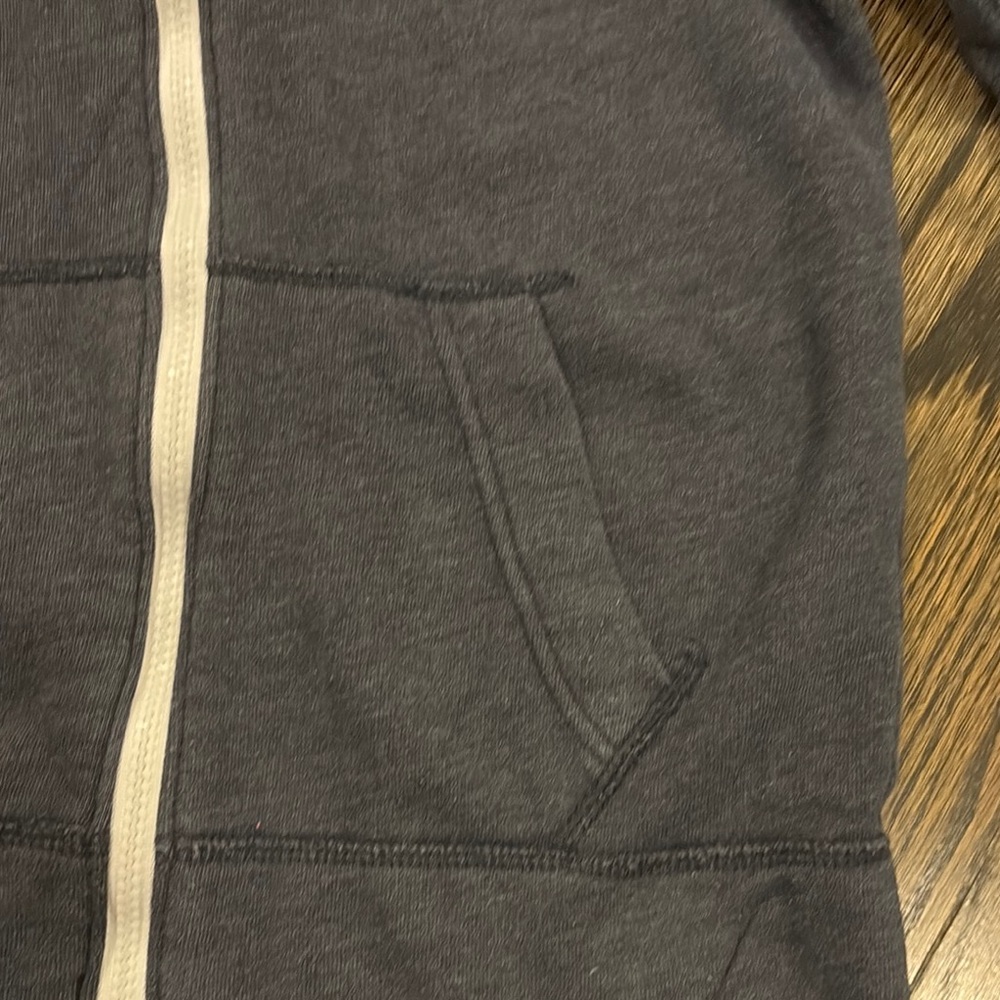 Kids Gray Zip-up Hoodie with pockets by Abercrombie Kids (size 9/10) - Picture 4 of 5